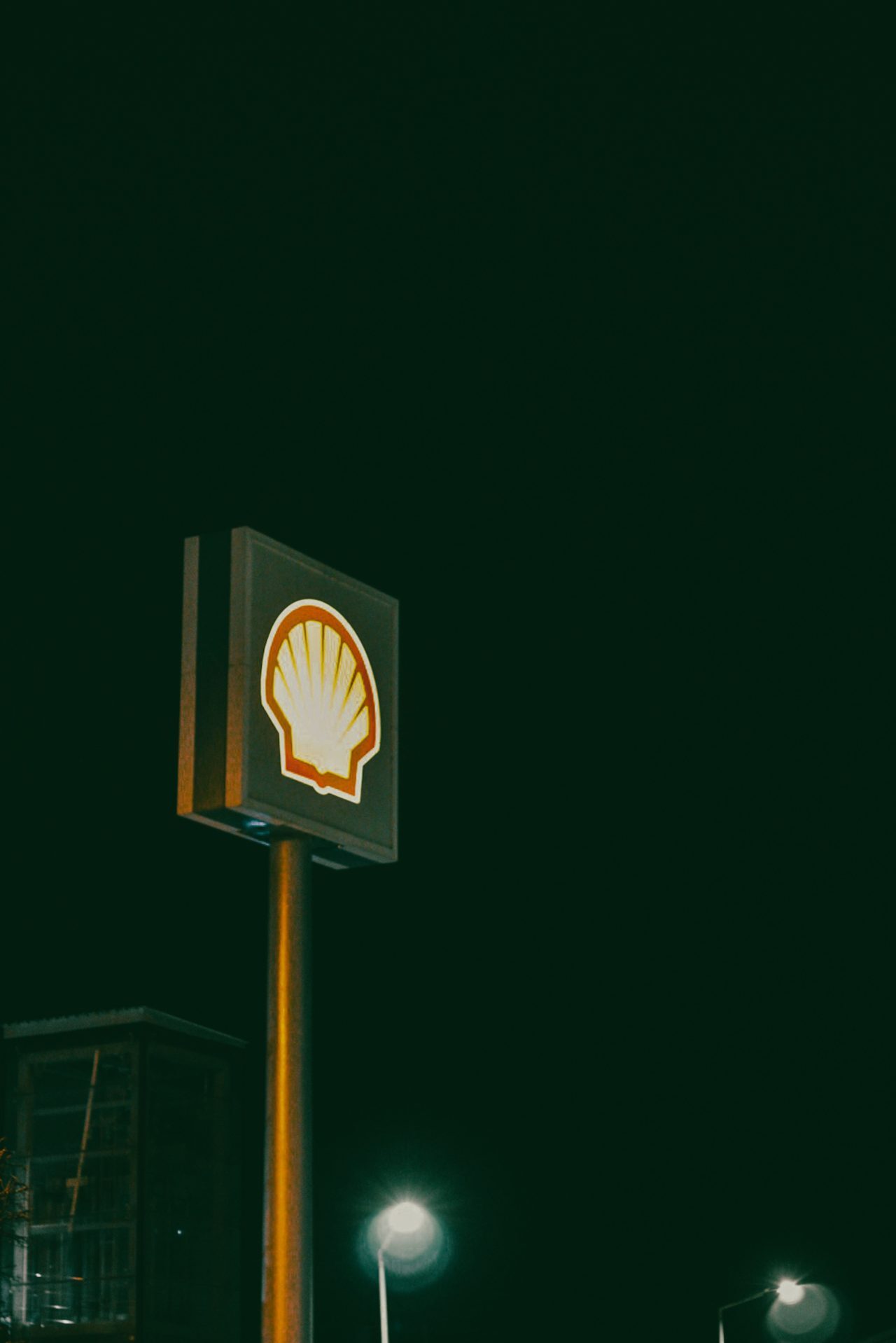 Shell'in ikinci çeyrek karı 9,84 milyar dolara çıkarak geçen yıla göre iki kat arttı