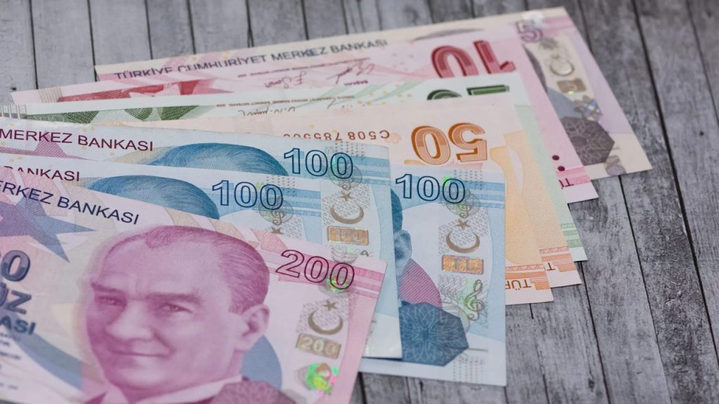 Vakıf üniversitelerinde lisans programlarının ortalama fiyatı 573 bin TL'yi geçti