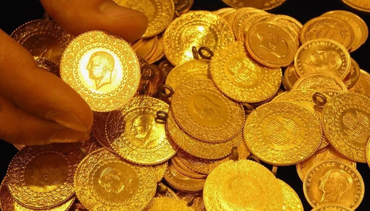 Altın fiyatları, yedi haftalık zirvenin ardından kar satışlarıyla geriledi