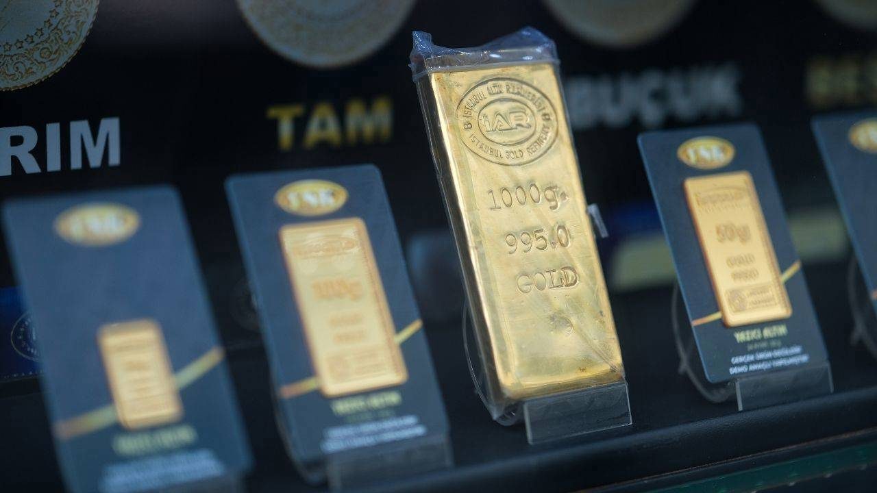 Altının ons fiyatı 4,641 dolara çıkarak 3 haftadır süren artışını sürdürdü