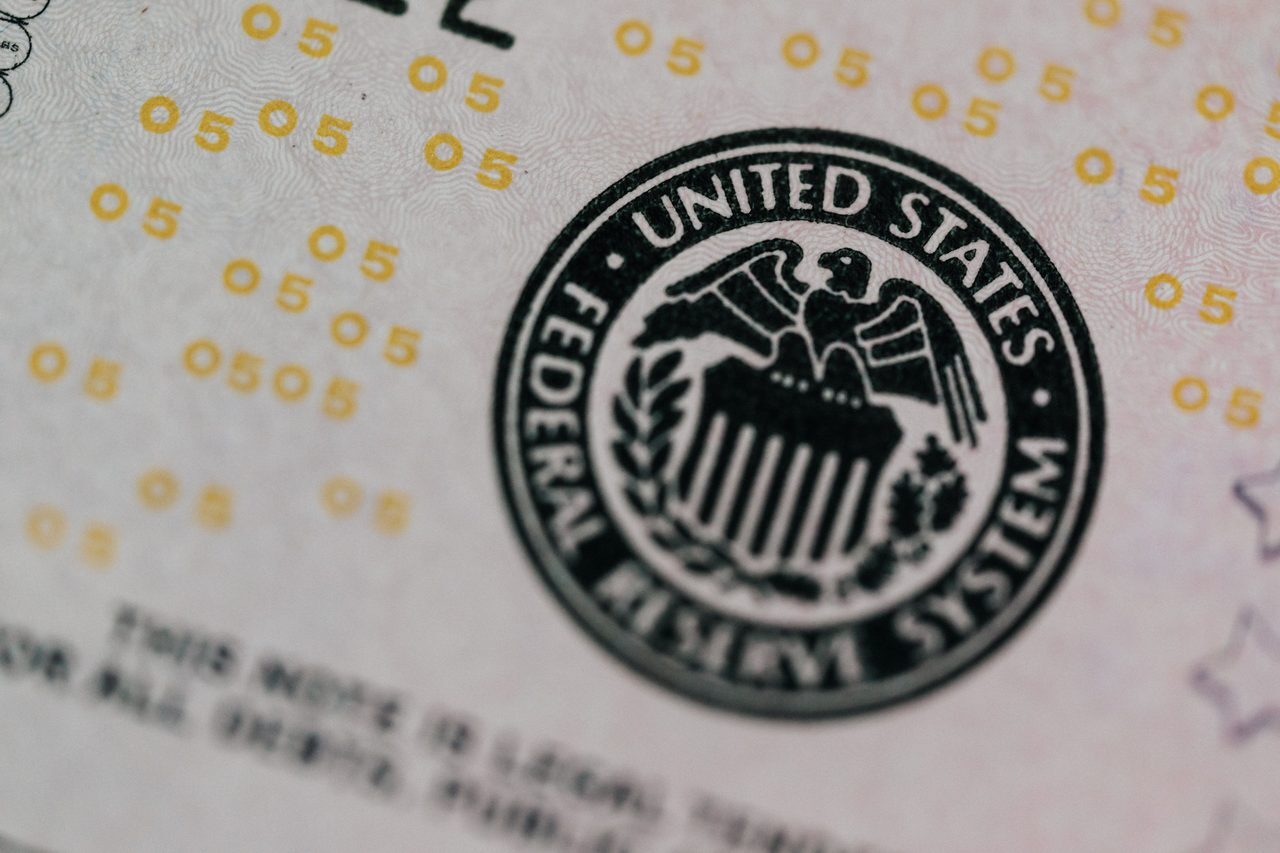 Fed, faiz artışı için 50 baz puana kadar kapıyı açık bıraktı