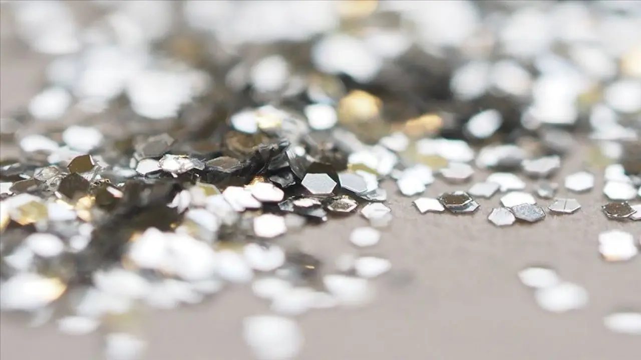 Gümüşte gram fiyatı 90 TL'yi aştı, ons gümüşte hedef 61-62 dolar belirlendi