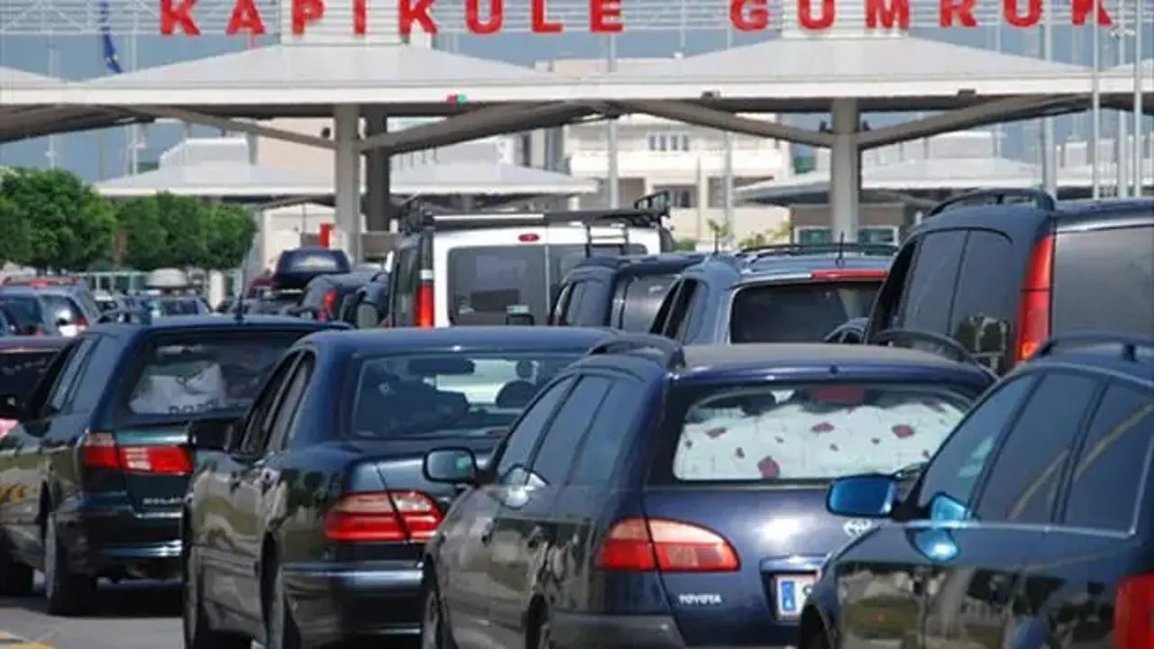 Gurbetçilerden Türkiye'ye 15 milyar dolarlık döviz bekleniyor