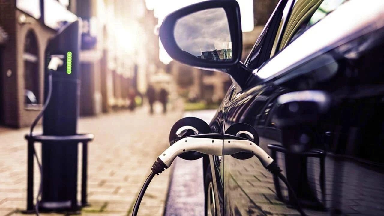 Küresel elektrikli araç satışları temmuzda arttı