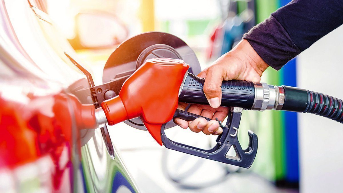 Motorinde ÖTV sıfırlandı, litre fiyatı 9 lira düştü
