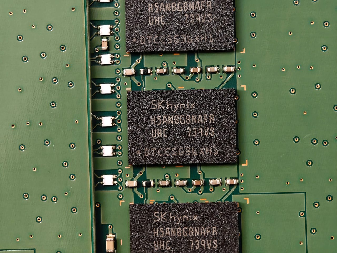 SK Hynix, Japonya'da bellek çipi üretim tesisi kurmayı değerlendiriyor