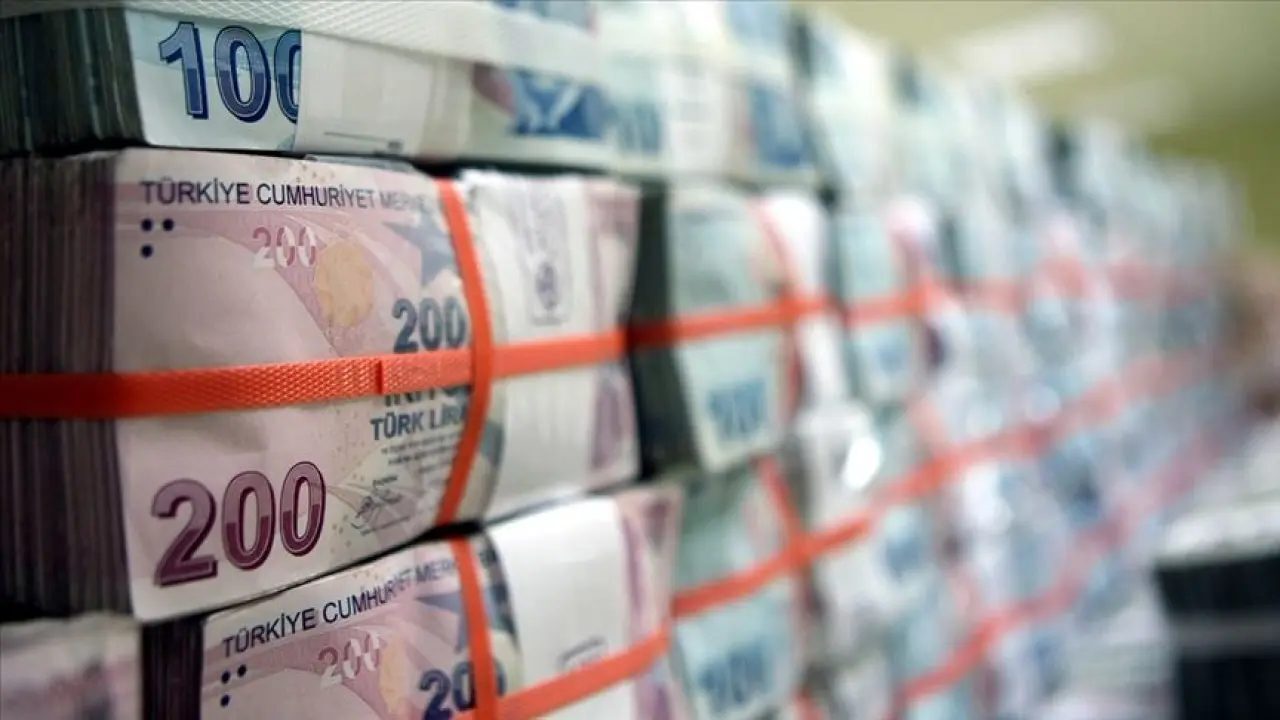 Türk lirasıyla dış ticaret hacmi 1 trilyon lirayı aştı